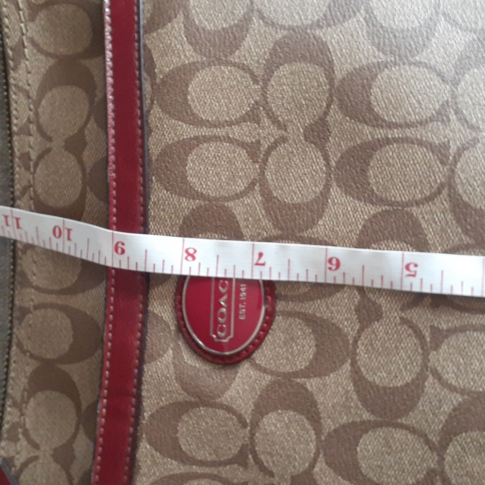 Coach peyton tan signature crossbody bag purse - Picture 9 of 13